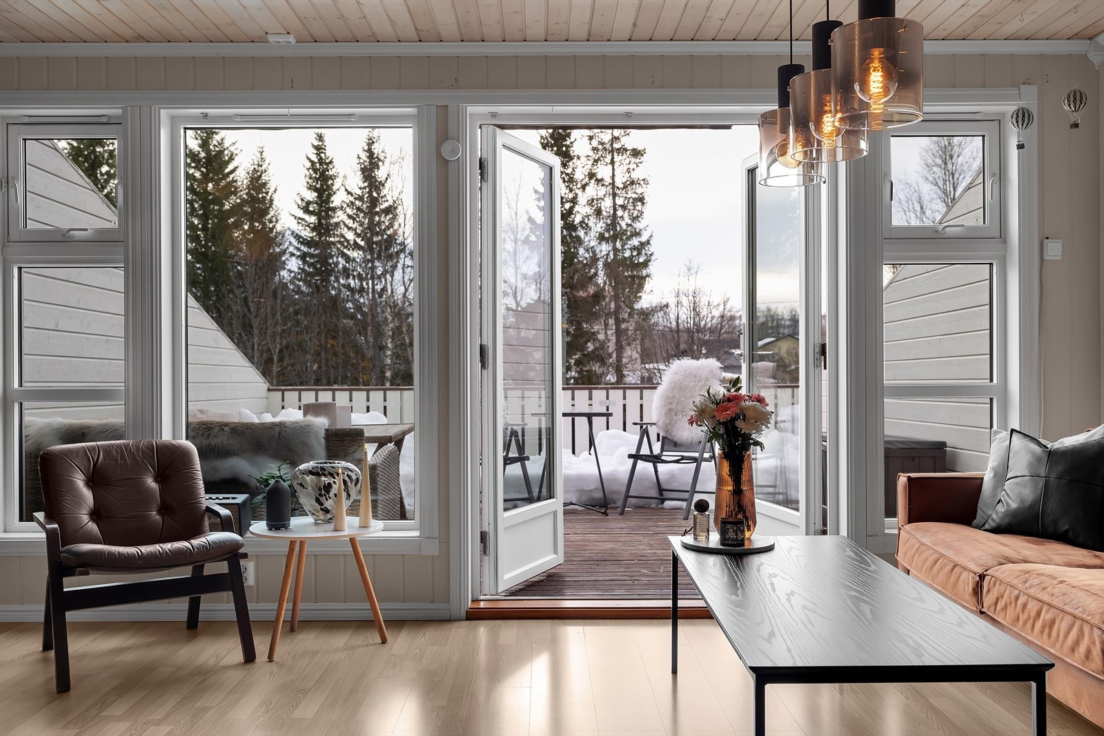 Lekker dobbeldør ut til veranda Galleribilde