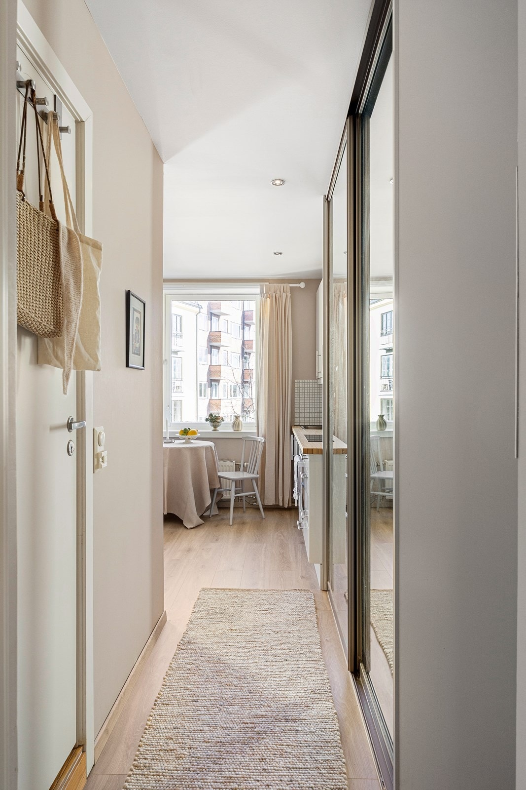 Fra gangen er det adkomst til baderommet. Galleribilde