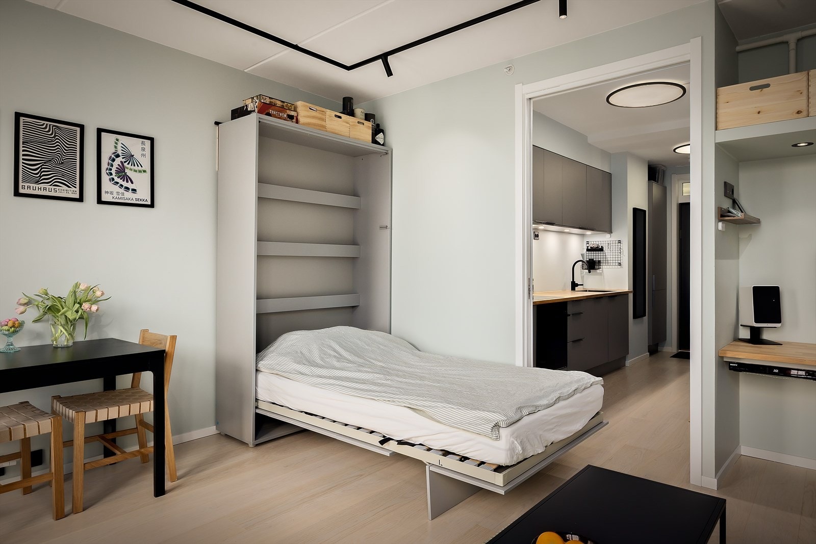 Soveplassen er smart integrert i romløsningen og bidrar til god arealutnyttelse Galleribilde