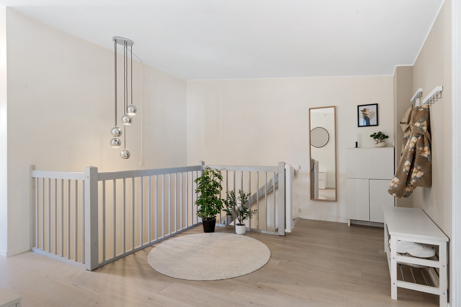 - Vi beveger oss ned til boligens underetasje - Galleribilde