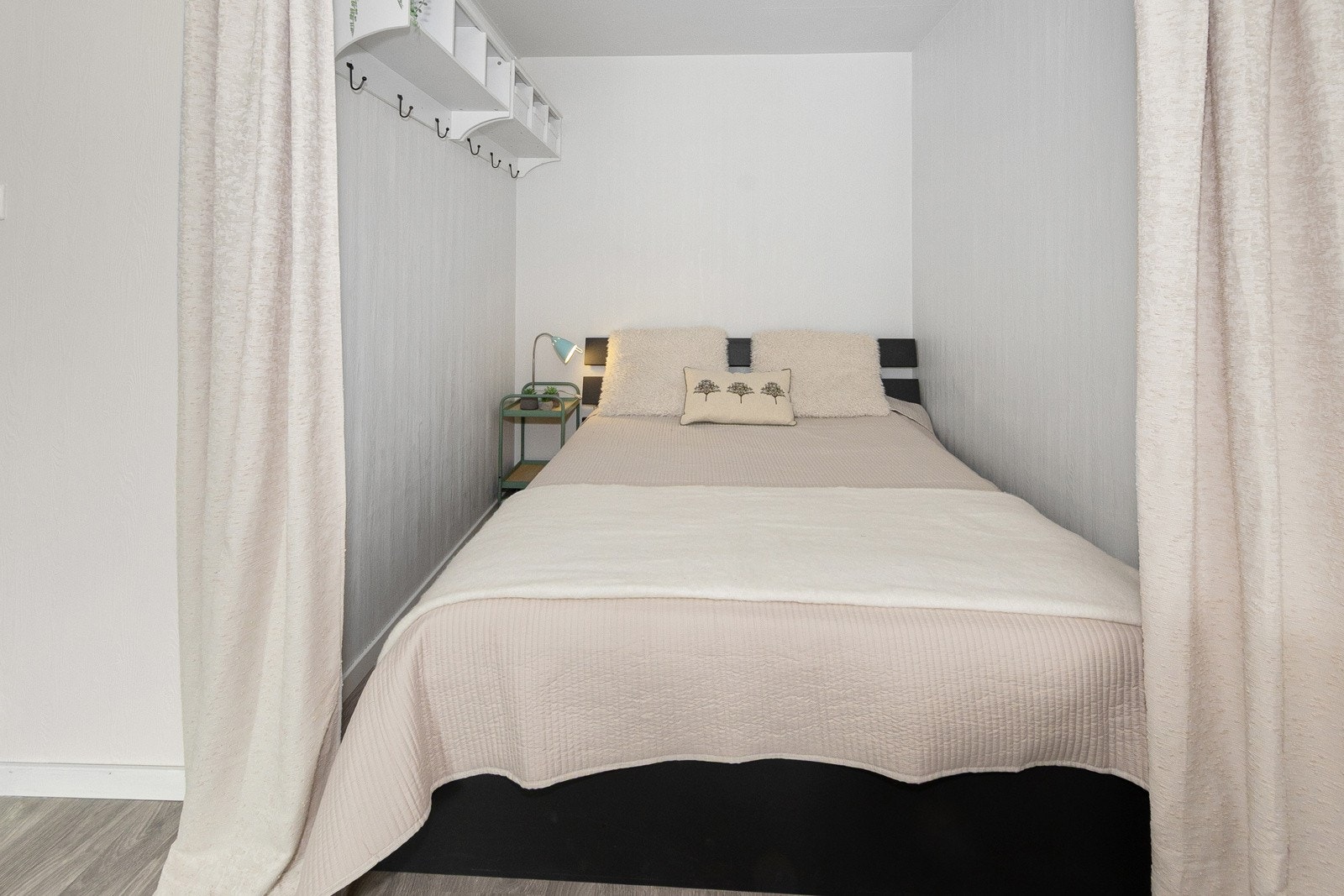 Sovealkove med plass for dobbeltseng hvis ønskelig Galleribilde