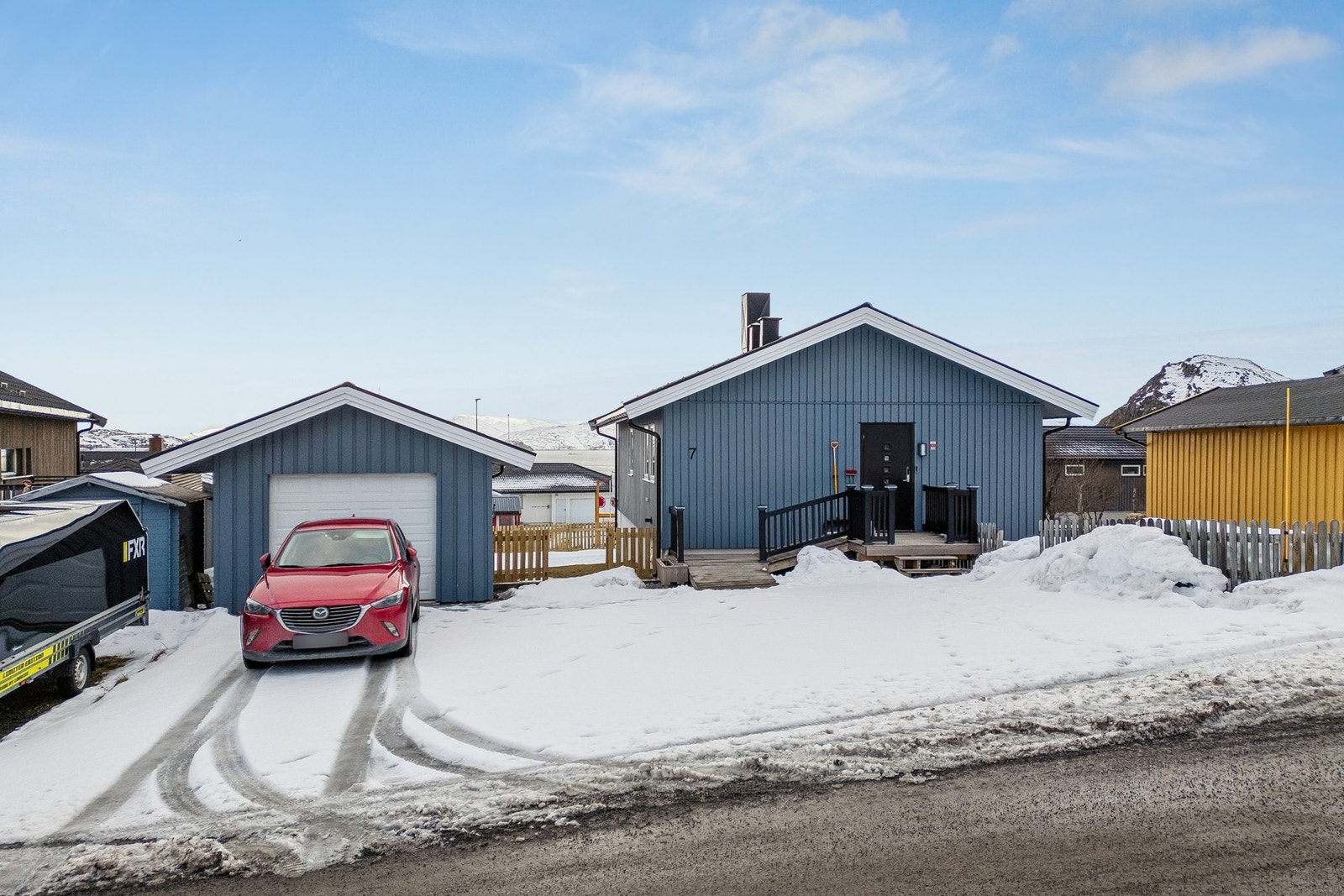 PrivatMegleren v/ Kristine Knudsen har gleden av å presentere Rørvikbakken 7! Galleribilde