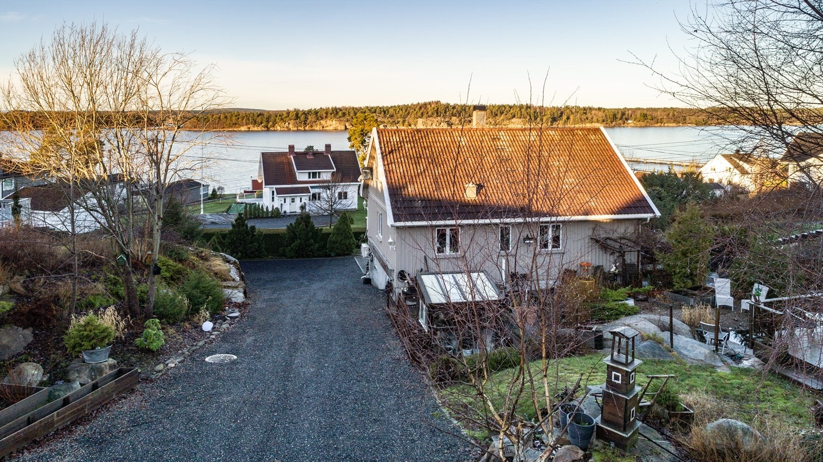 Flott utsikt fra hagen Galleribilde