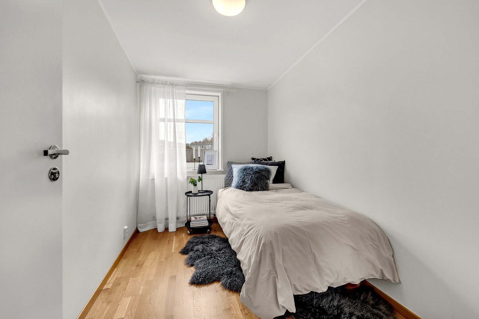 Soverom nr.2 passer ypperlig som barnerom, gjesterom eller kontor - Alt etter ønske og behov. Galleribilde