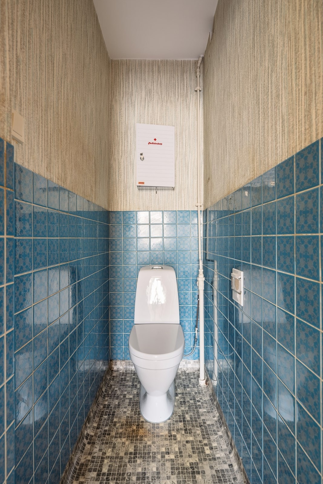 For å få større bad kan man slå sammen det separate wc rommet med badet. Galleribilde