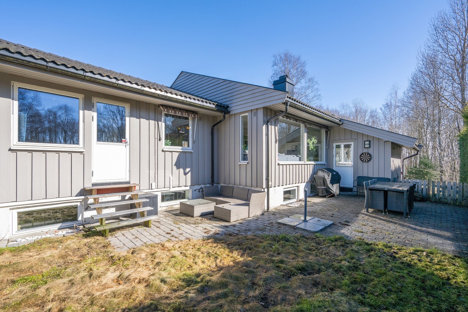 Flat og enkel tomt med mange muligheter Galleribilde