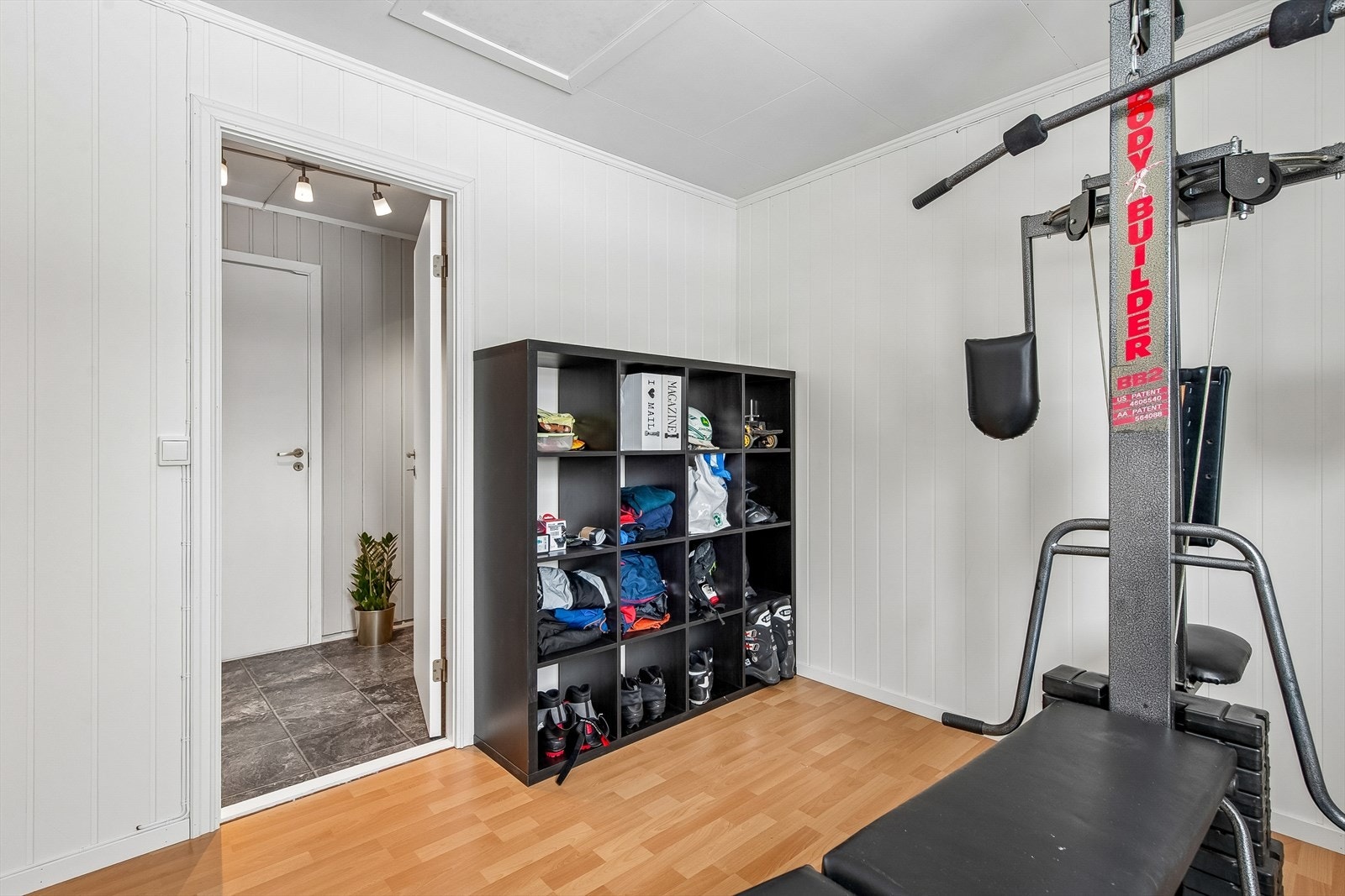 Alle soverommene er samlet i en egen del av etasjen, adskilt fra oppholdsrommene. Galleribilde