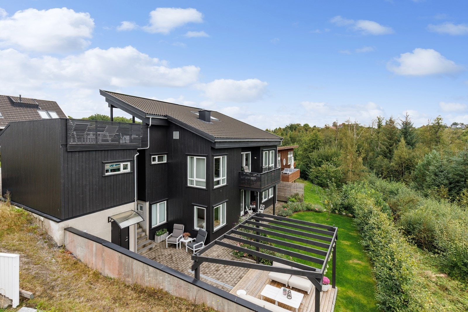 DNB Eiendom v/Sol Vilde Andreassen har gleden av å presentere Dvergsneskollen 29! Galleribilde