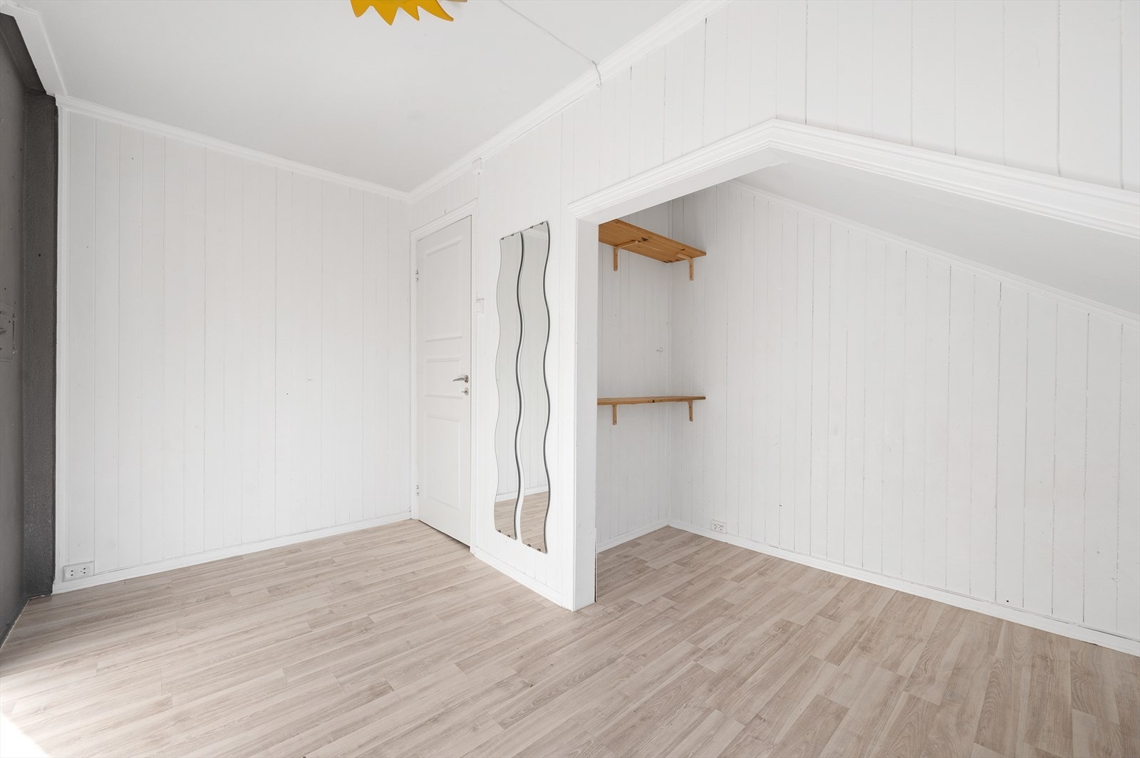 Soverom. Galleribilde