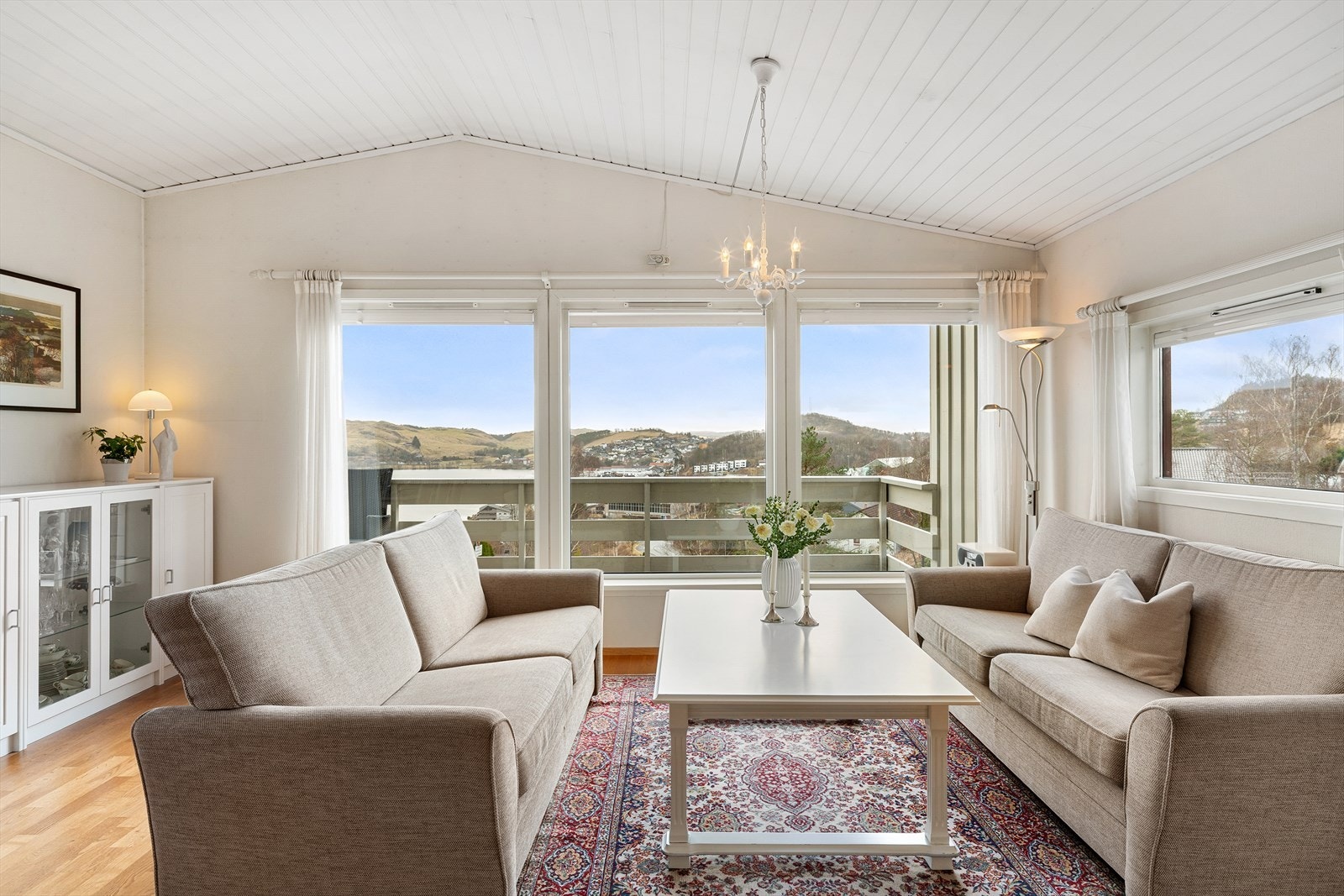 Alle vinduer er skiftet siden byggeår. Galleribilde