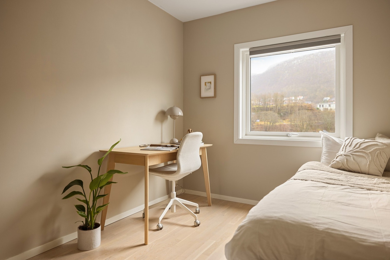 Det andre soverommet måler 9,7 kvadratmeter Galleribilde