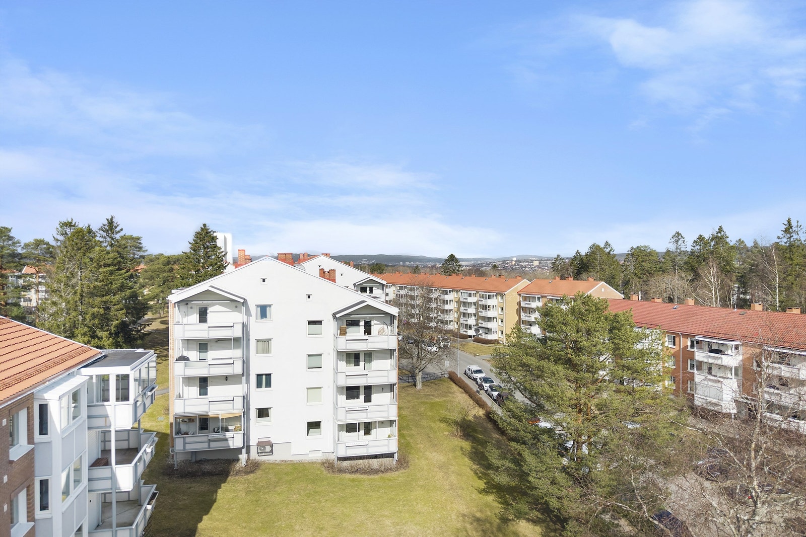 Leiligheten ligger rolig og tilbaketrukket til på Bergkrystallen. Galleribilde