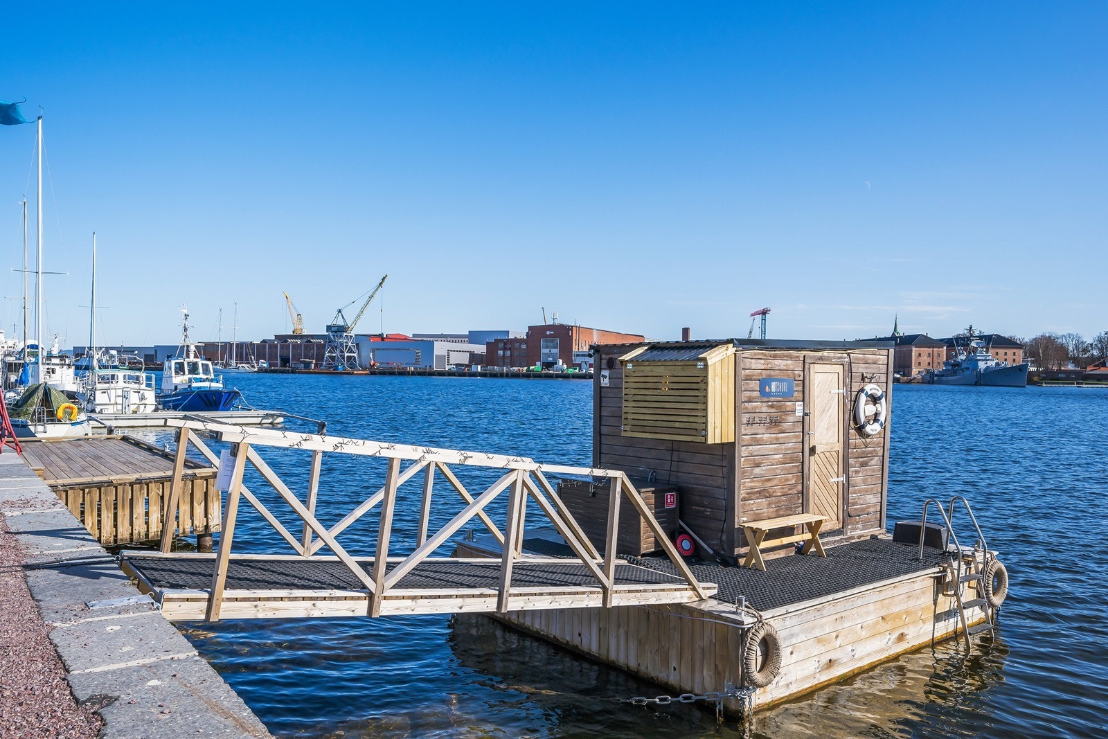 Badstue på Indre havn. Galleribilde