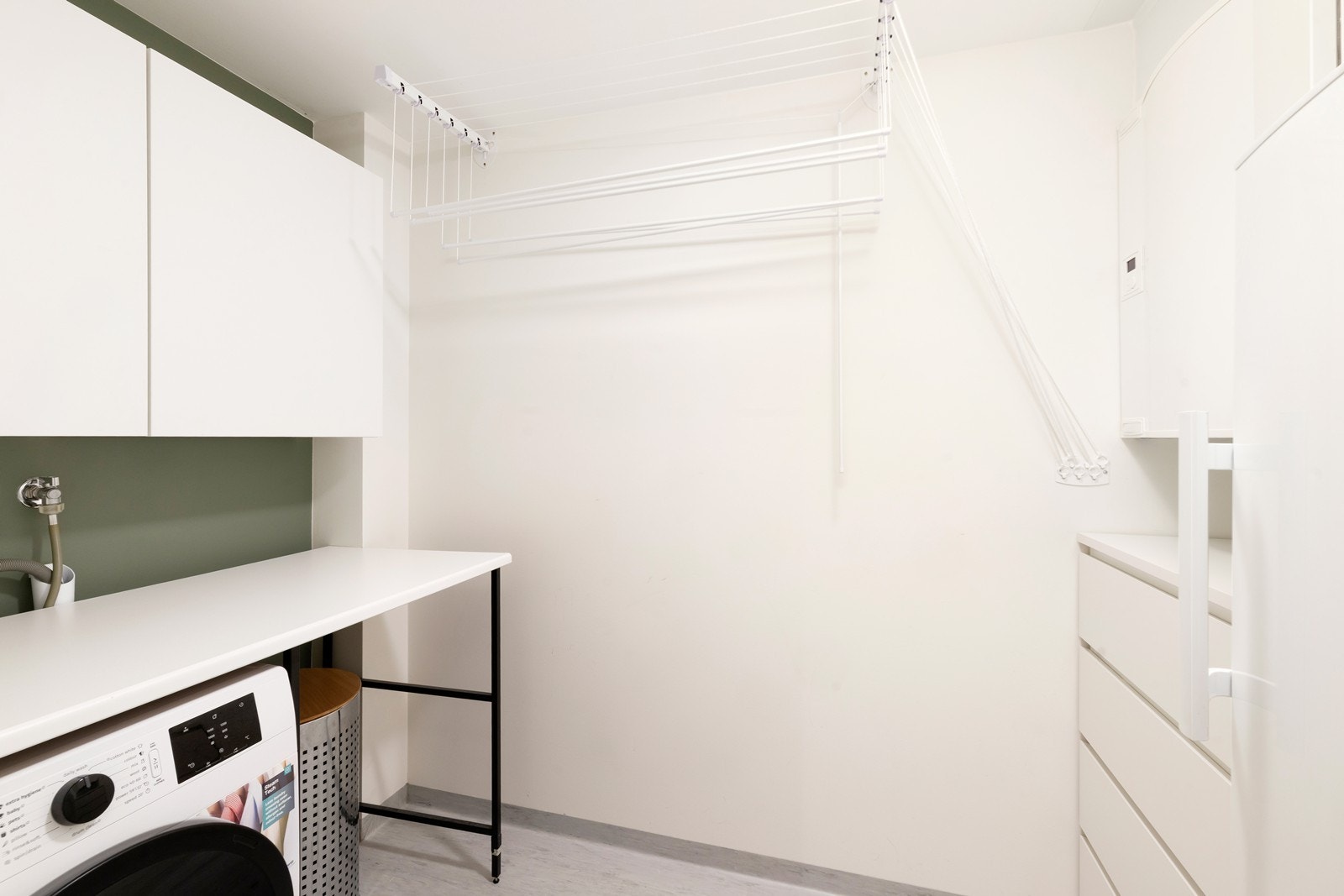 Vaskerom Galleribilde