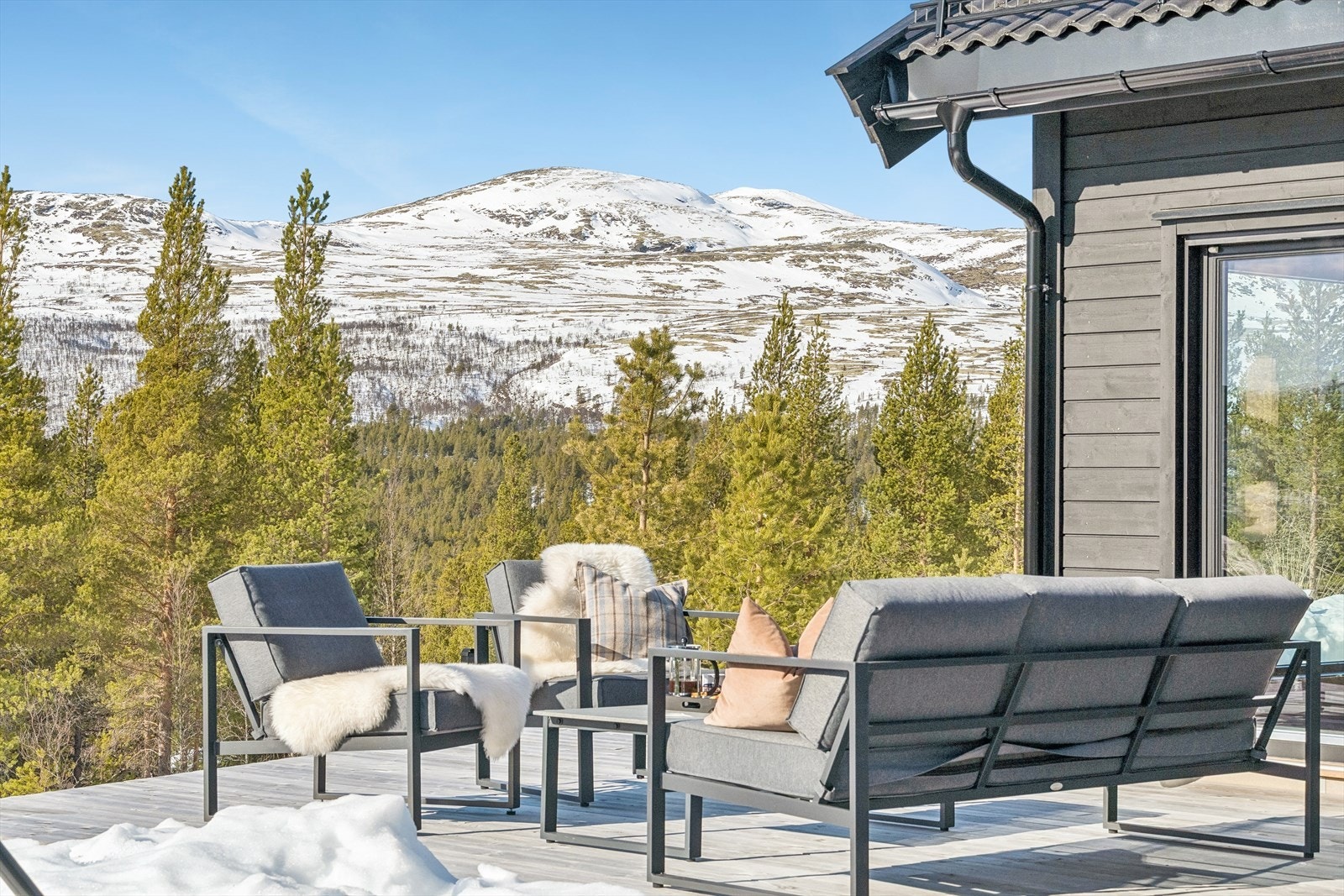 Området byr på opplevelser gjennom alle årstider, fra ski om vinteren til fotturer og sykling om sommeren. Foto: Martin Rindalsholt Galleribilde