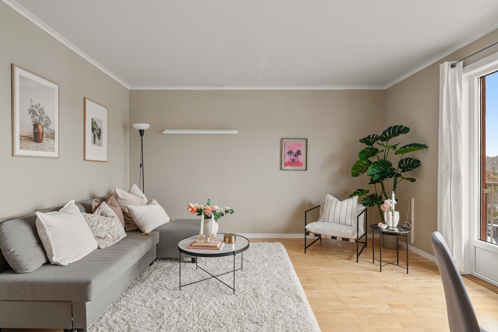 En velholdt og tiltalende 2-roms selveierleilighet med praktisk og god planløsning. Galleribilde