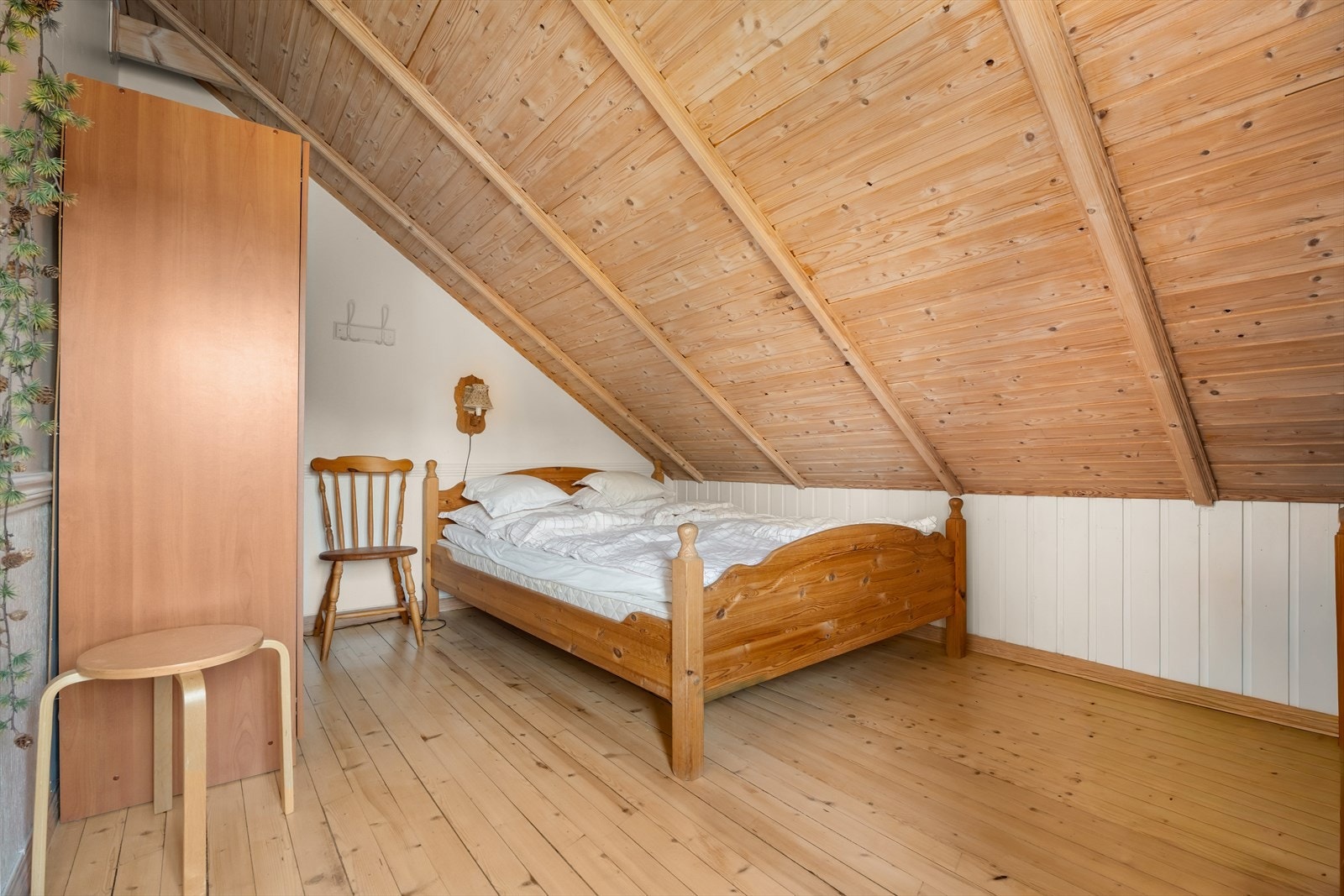 Rom på loftet. Galleribilde