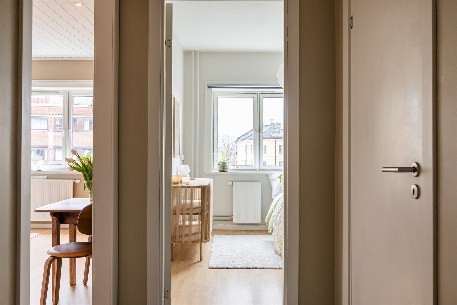 Soverommet har adkomst fra entréen. Galleribilde