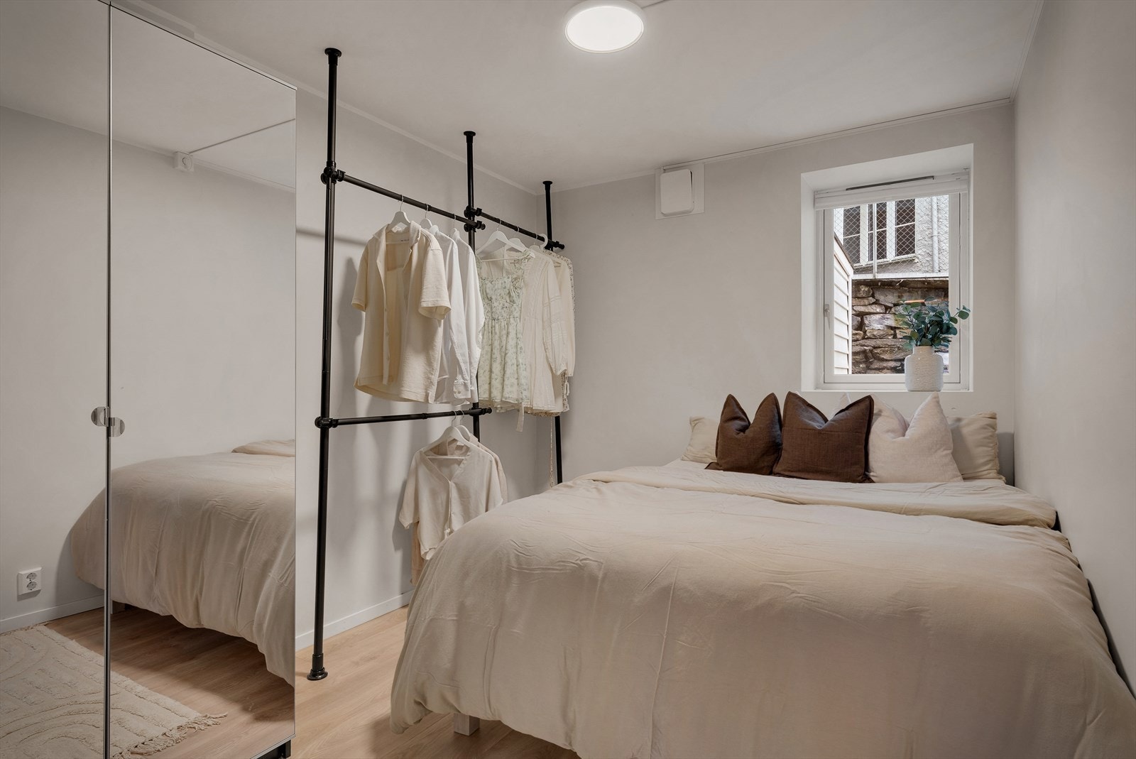 - Soverommet måler 8,8 m² - Galleribilde