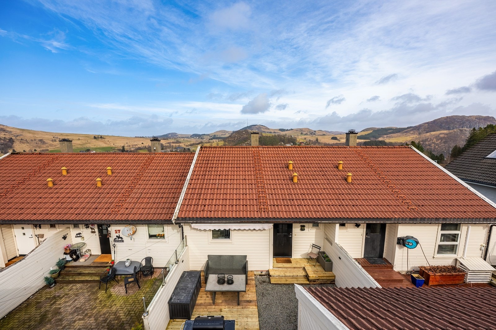 Boligen ligger høyt og luftig til. Galleribilde