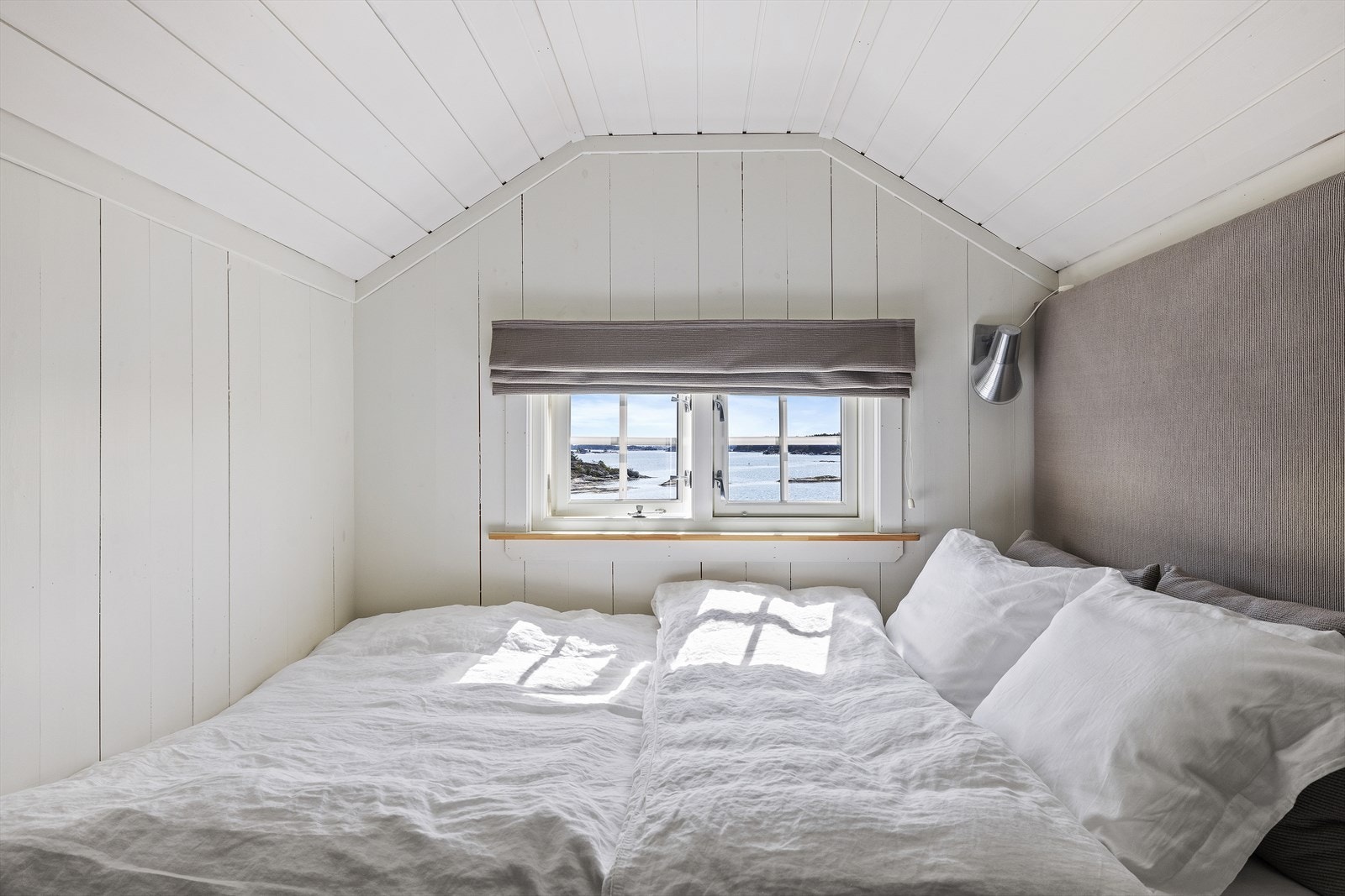 Pen sjøutsikt. Galleribilde