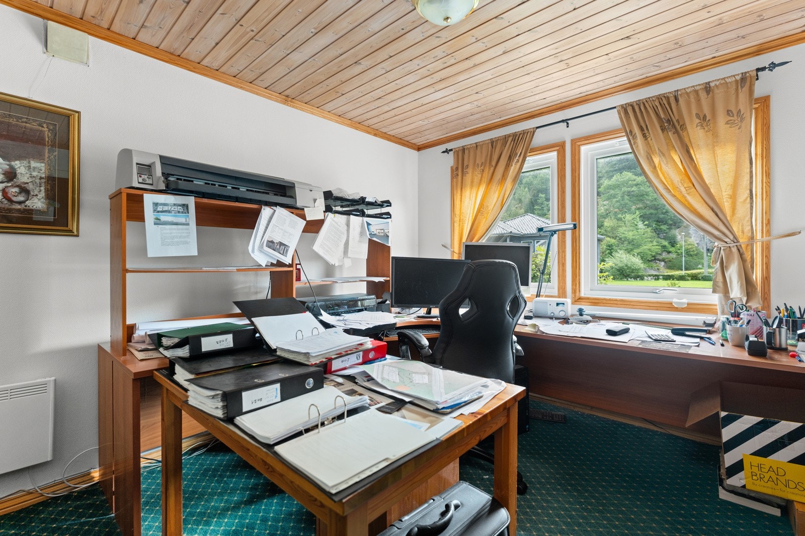 Hovedsoverom med plass til dobbeltseng. Rommet blir i dag brukt som kontor. Galleribilde