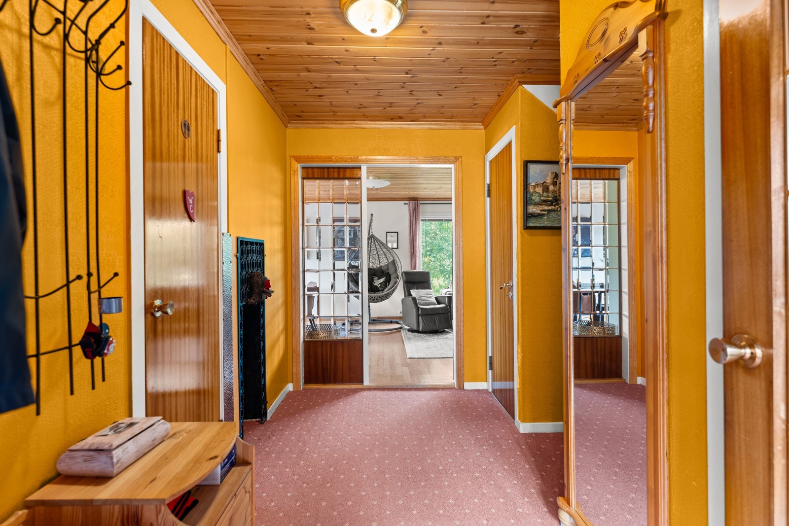 Fra gangen er det adkomst til bl.a wc og hovedsoverom. Galleribilde