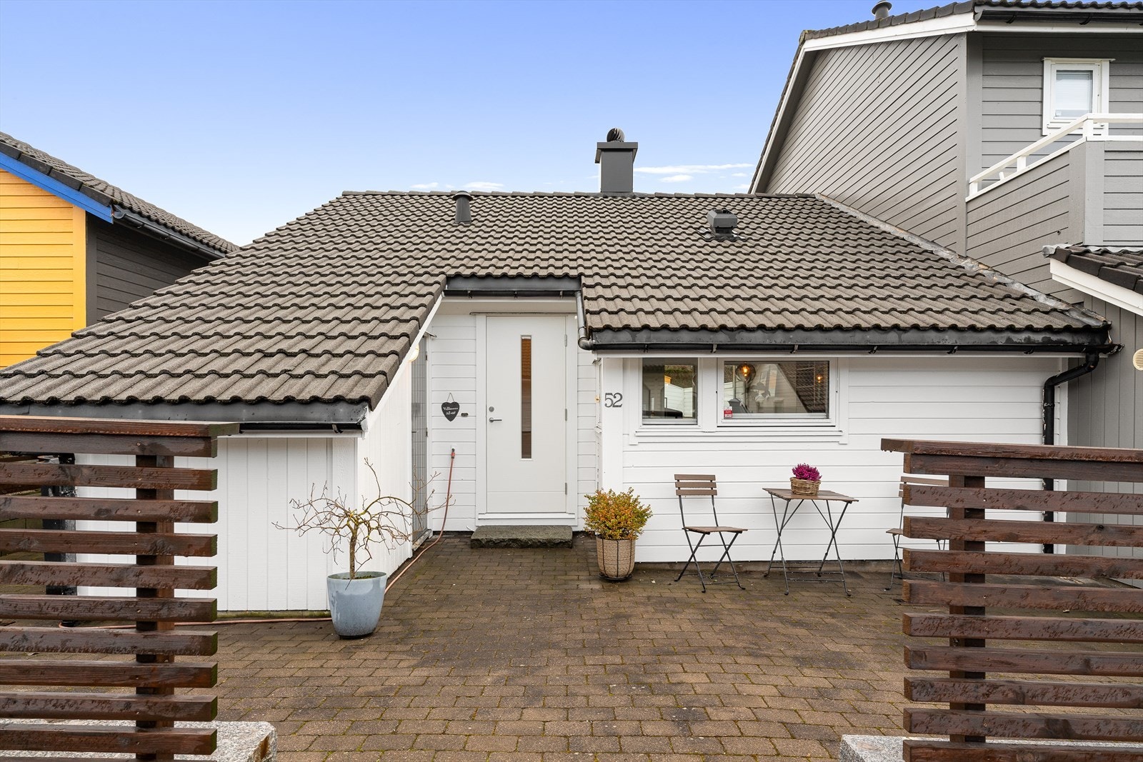 EiendomsMegler1 v/Margareth Jensen har gleden av å presentere Smørblomstvegen 52 for salg. Galleribilde