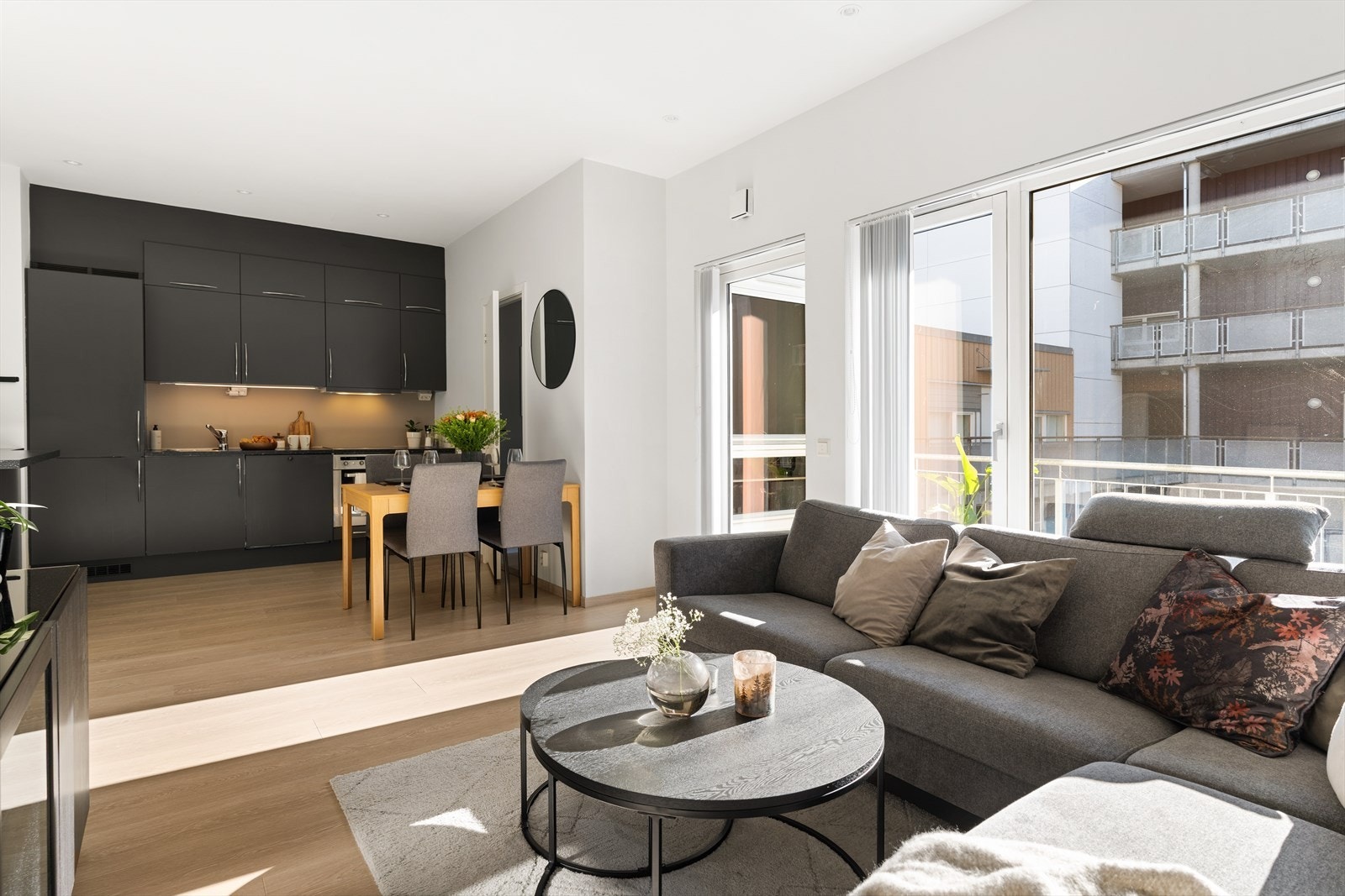 Velkommen til Østmarkveien 6E! (Foto Max Stenberg, Grattis foto). Galleribilde