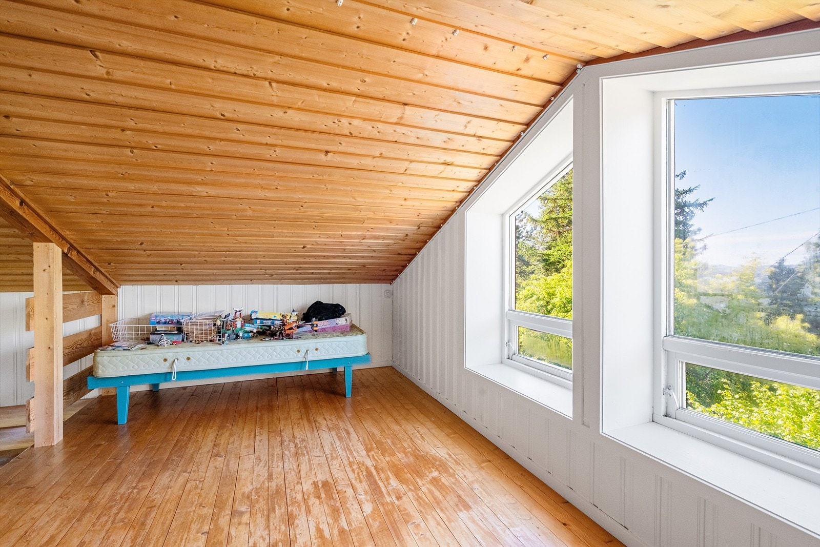 Hemsen over kjøkkenet er et fleksibelt areal som kan innredes etter behov. Galleribilde