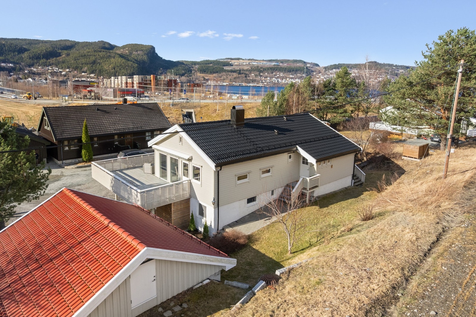 Her bor du i nærhet til fjorden. Galleribilde