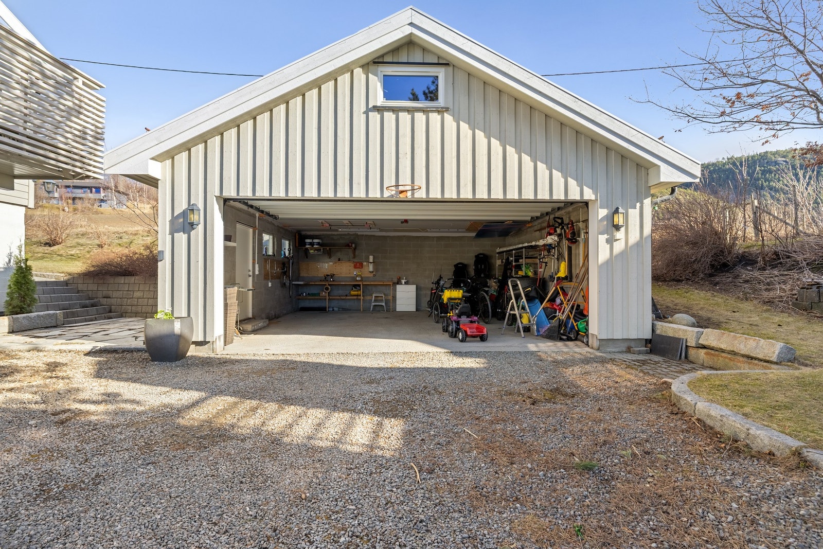 P-plass i garasje. Galleribilde