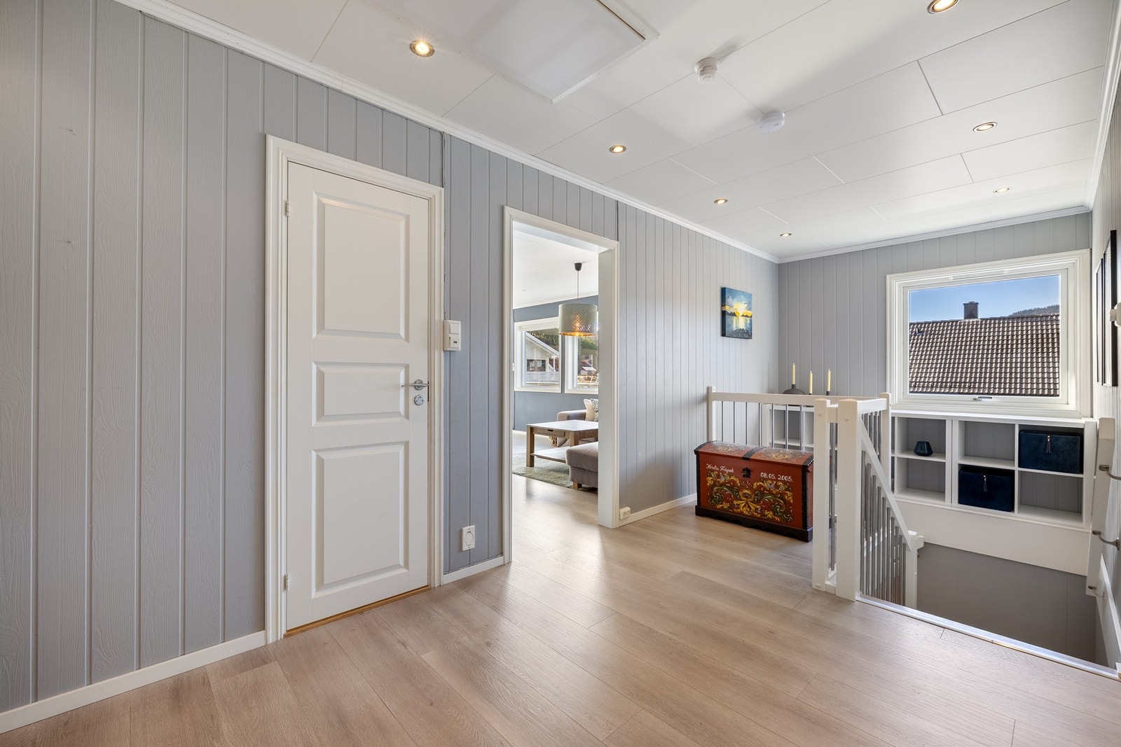 Trapp ned til sokkeletasje. Galleribilde