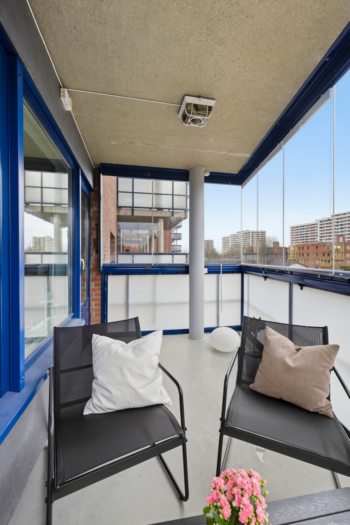 Med delvis skjermet balkong får du en privat og behagelig uteplass Galleribilde