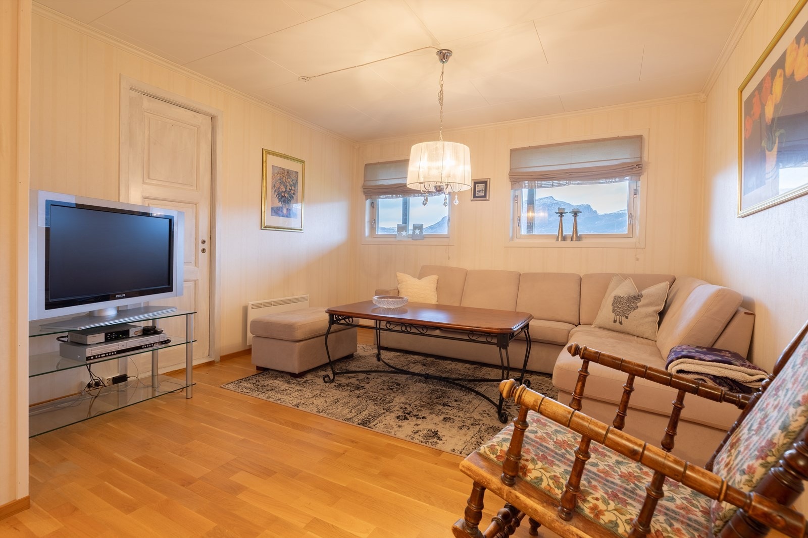 Stue underetasje Galleribilde