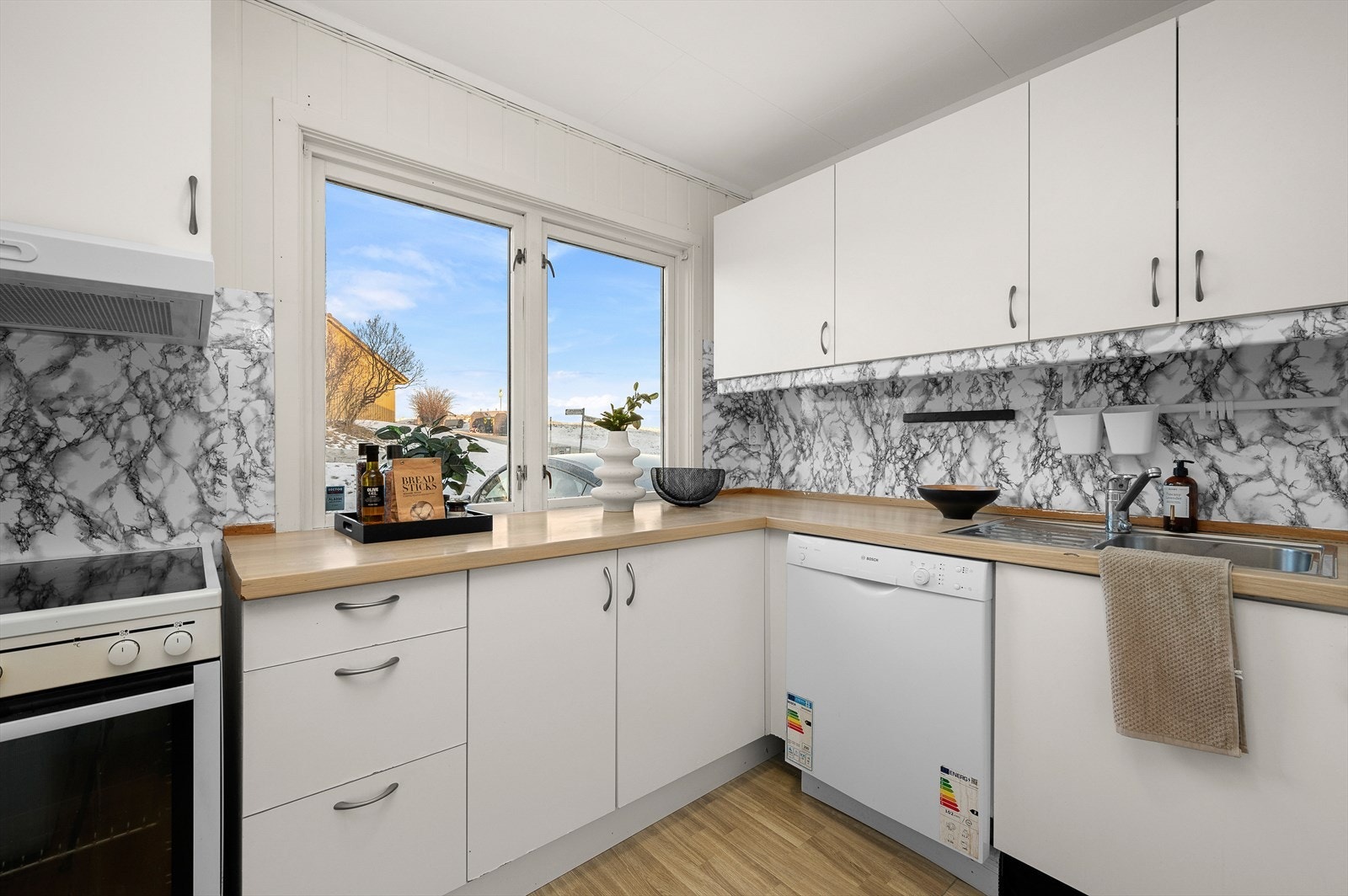 Kjøkkenet har fått TG1 av takstmann og fremstår i god stand. Galleribilde