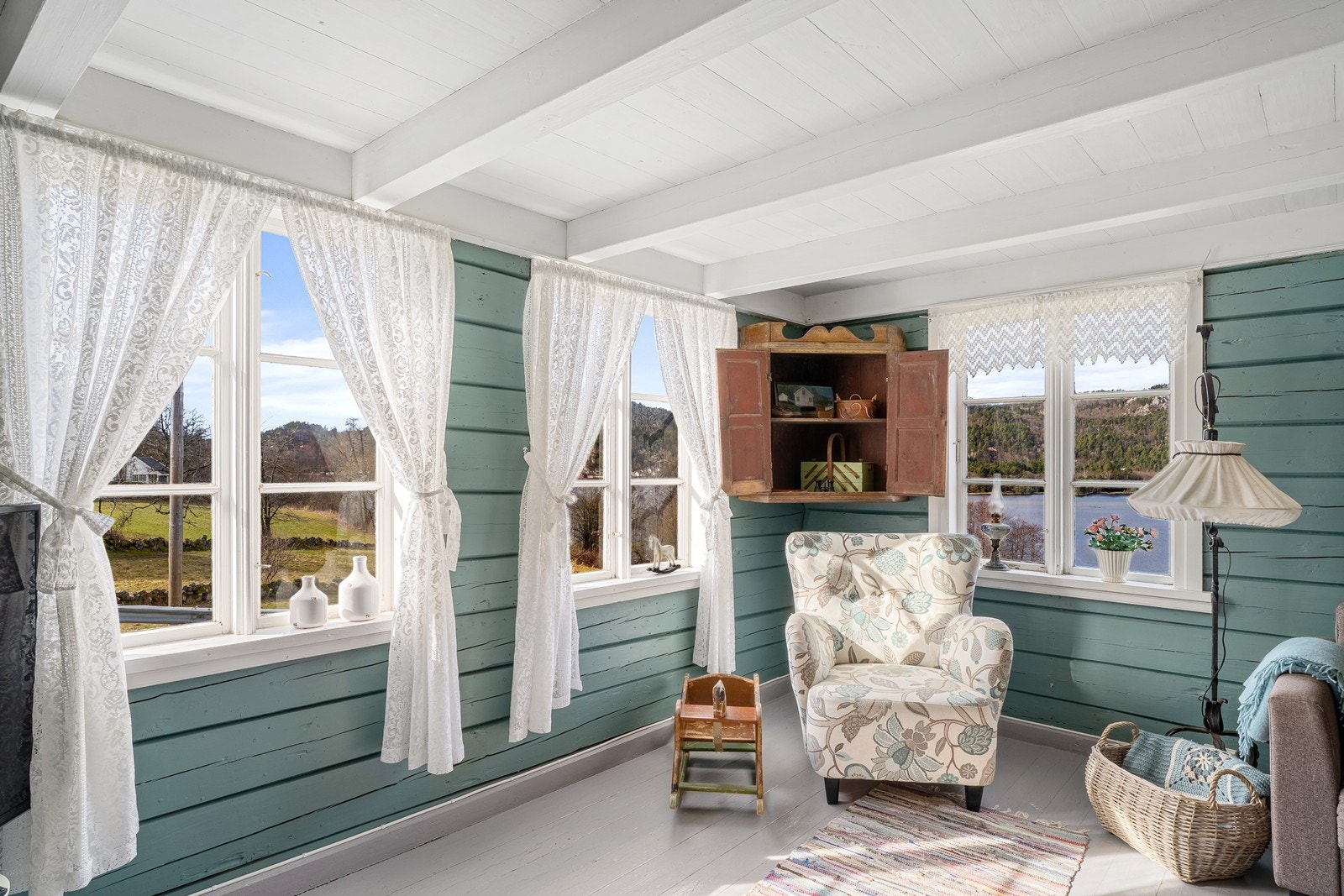 Her bor du ikke bare - du lever i historien Galleribilde