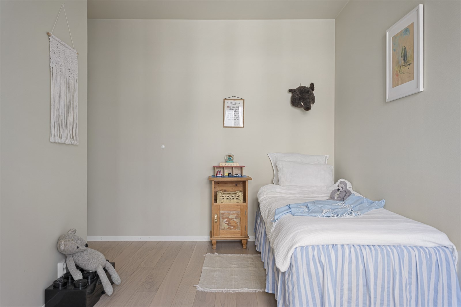 Alle de tre soverommene er av god størrelse og gir fleksible innredningsmuligheter. Galleribilde