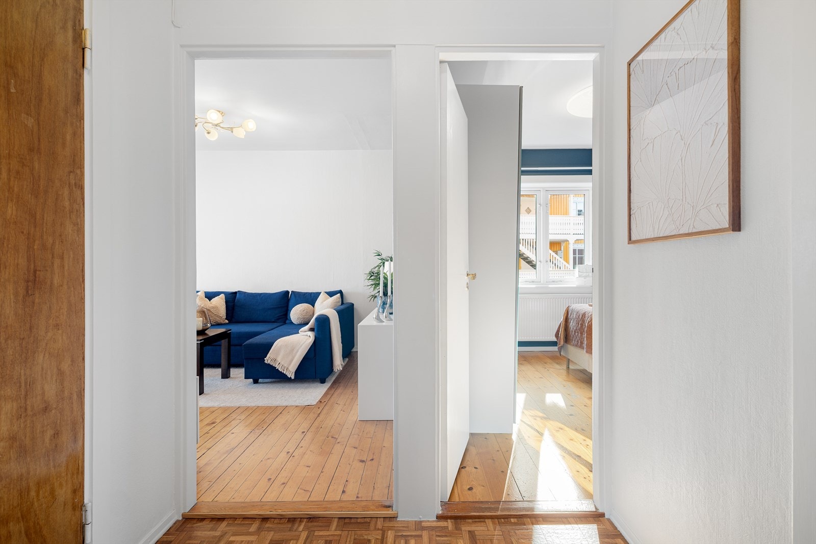 Leiligheten har en klassisk rominndeling med særpreg i hvert rom. Galleribilde