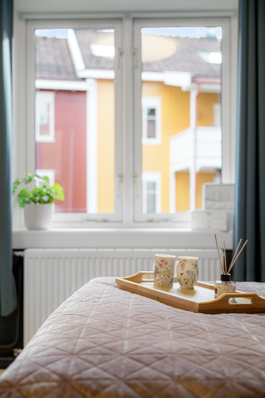 Utsikt mot den karakteristiske småhusbebyggelsen på Kampen. Galleribilde