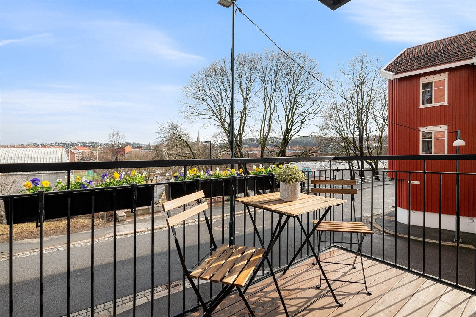 Her er det plass til en liten sittegruppe. Galleribilde