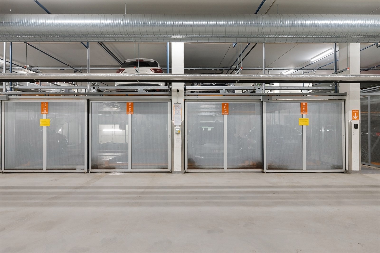 Selger eier garasjeplass nr. 22 og nr. 29 med ladestasjon i multiparkanlegg under Sørenga Sameie 7. Galleribilde