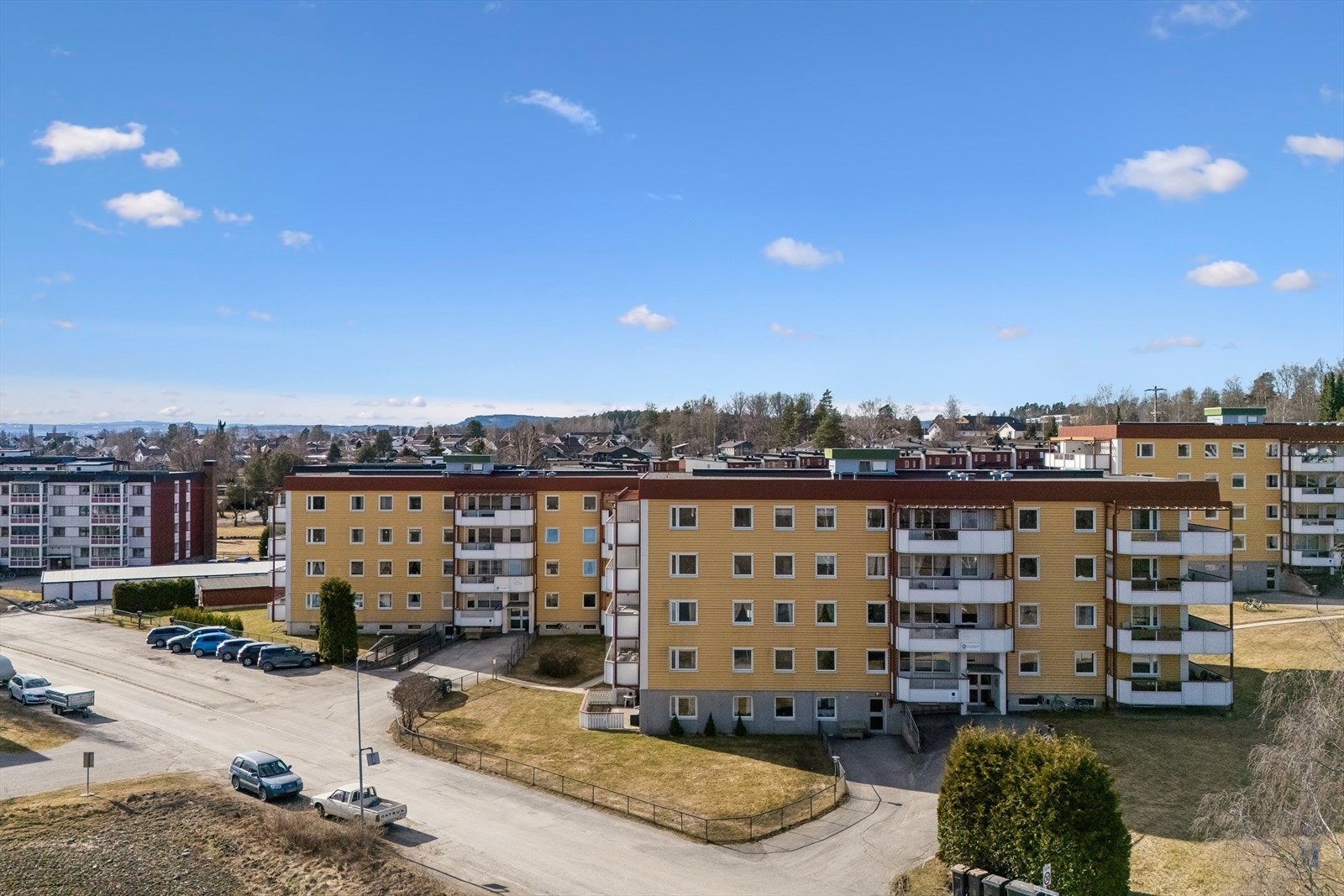 3-roms andelsleilighet med balkong på 17 m² - Kjøkkeninnredning fra 2022 og oppgradert bad. Galleribilde