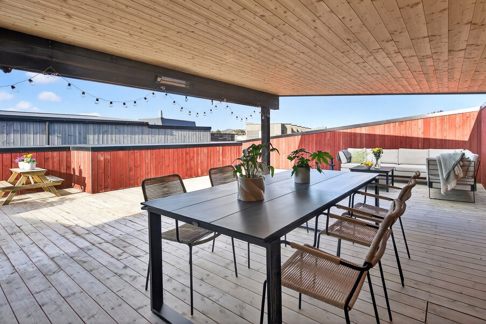 Her skapes fine sommerminner. Galleribilde