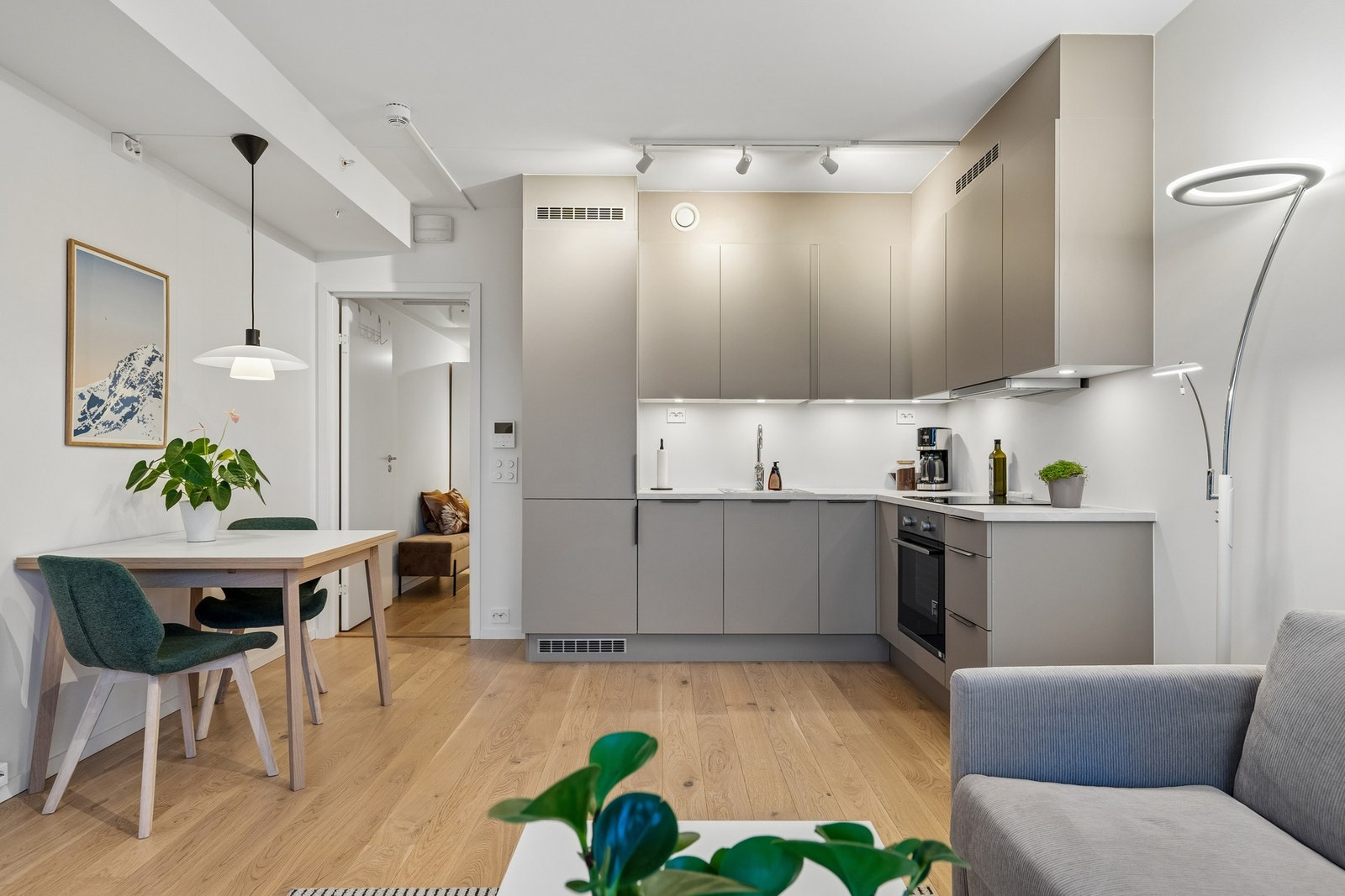 Her får du en spennende og stilig innredet leilighet, med smarte løsninger. Galleribilde