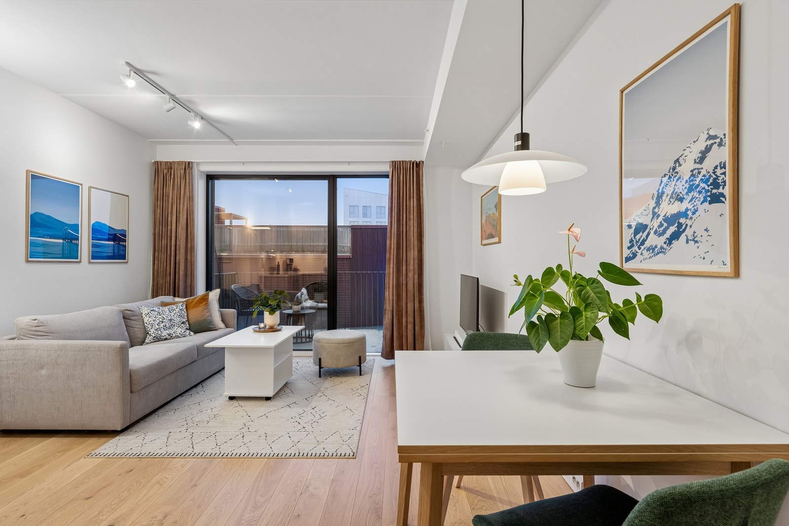 Velkommen til Gjøastredet 39, her presentert av Eiendomsmegler 1 Rødbanken v/Wenche
Foto: EFKT Galleribilde