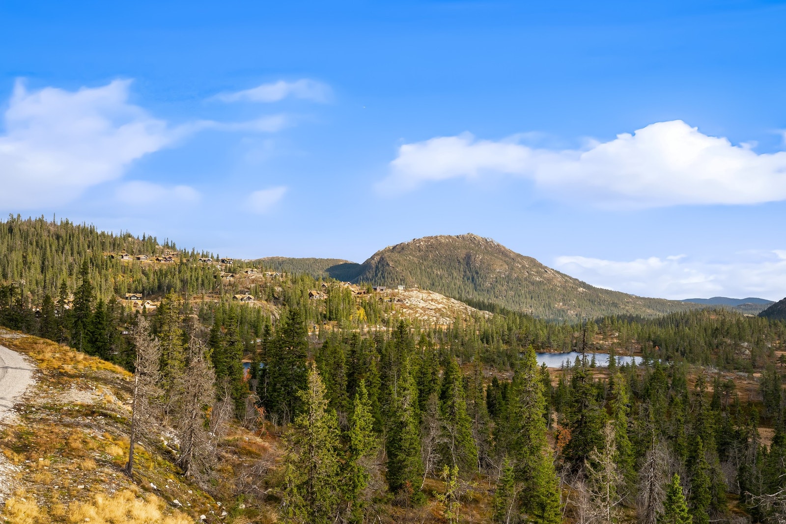 Området byr på vakker fjellnatur og gode rekreasjonsmuligheter året rundt. Galleribilde