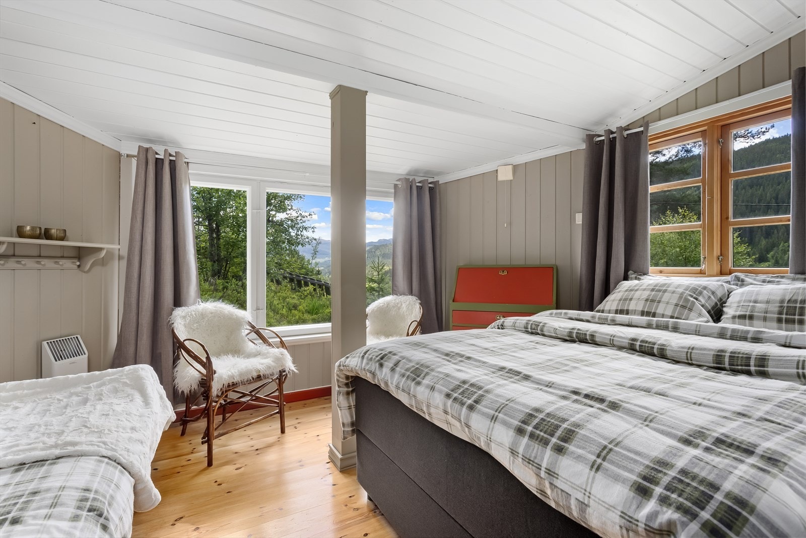 Soverommet har god plass til møblering og har i dag 3 sengeplasser. Galleribilde