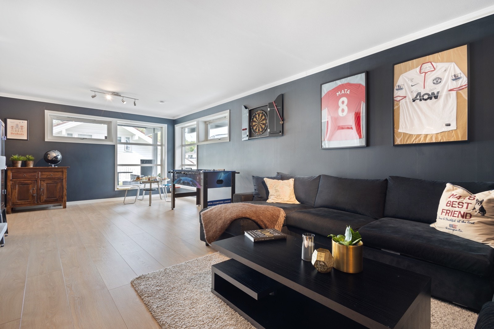 Stue i u. etasje Galleribilde