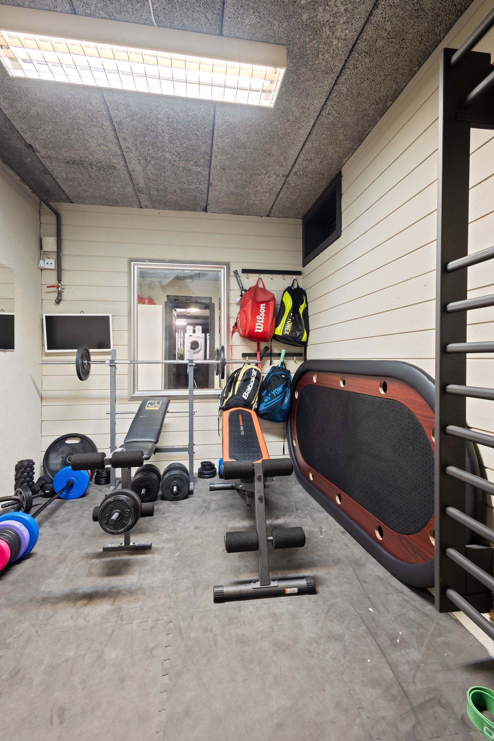 Treningsrom i u. etasje Galleribilde